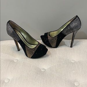 Sparkle pumps
